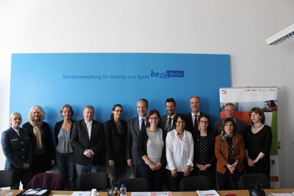 ProjektpartnerInnen aus Berlin, Amsterdam, Wien und Mataró mit Vertretern der Senatsverwaltung für Inneres und Sport und des Bundesministeriums für Inneres